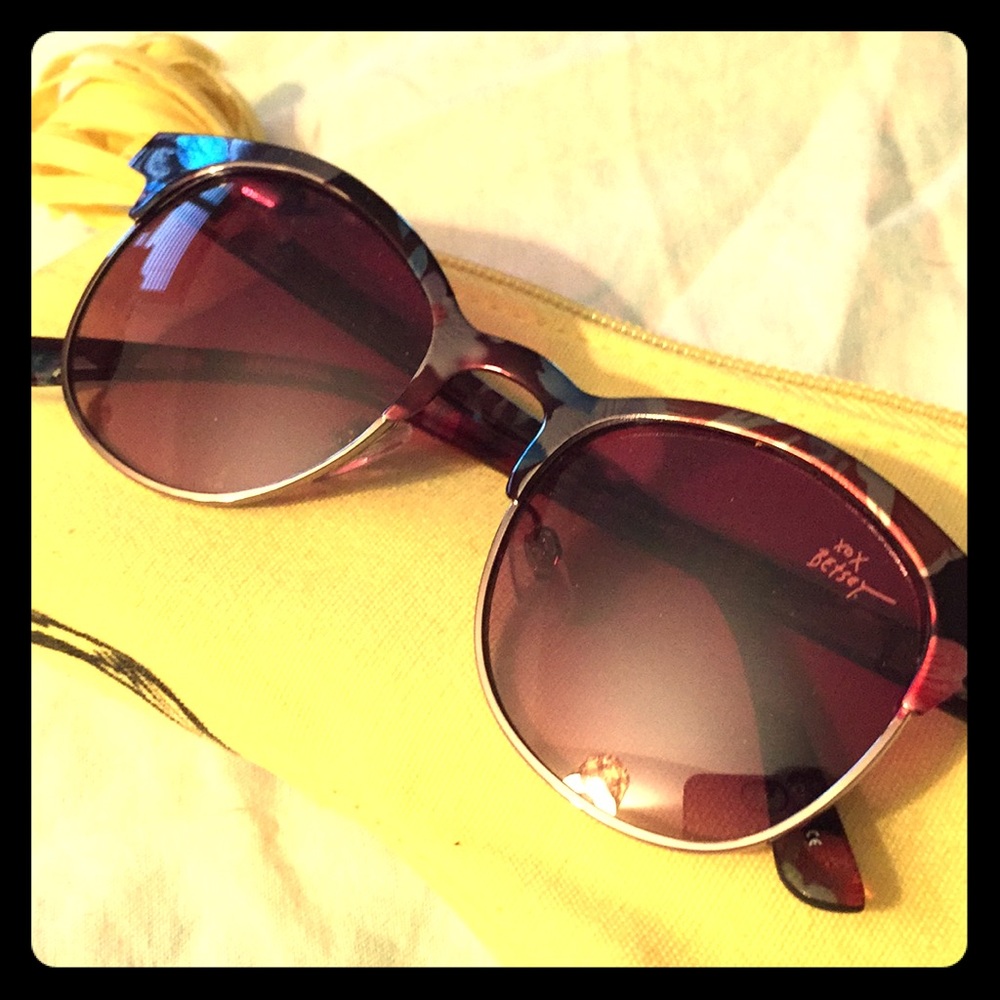 Betsy johnson sunglasses